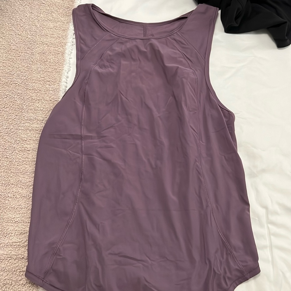 Lululemon shirt